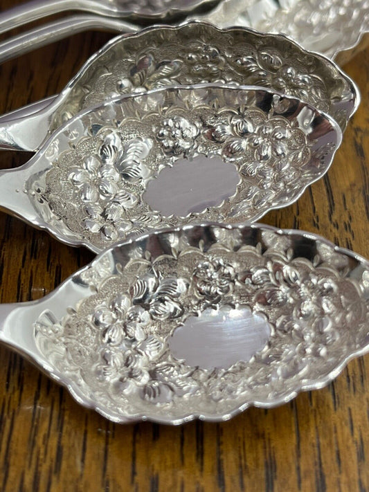 A very pretty set of 6 sterling silver teaspoons Sheffield 1897