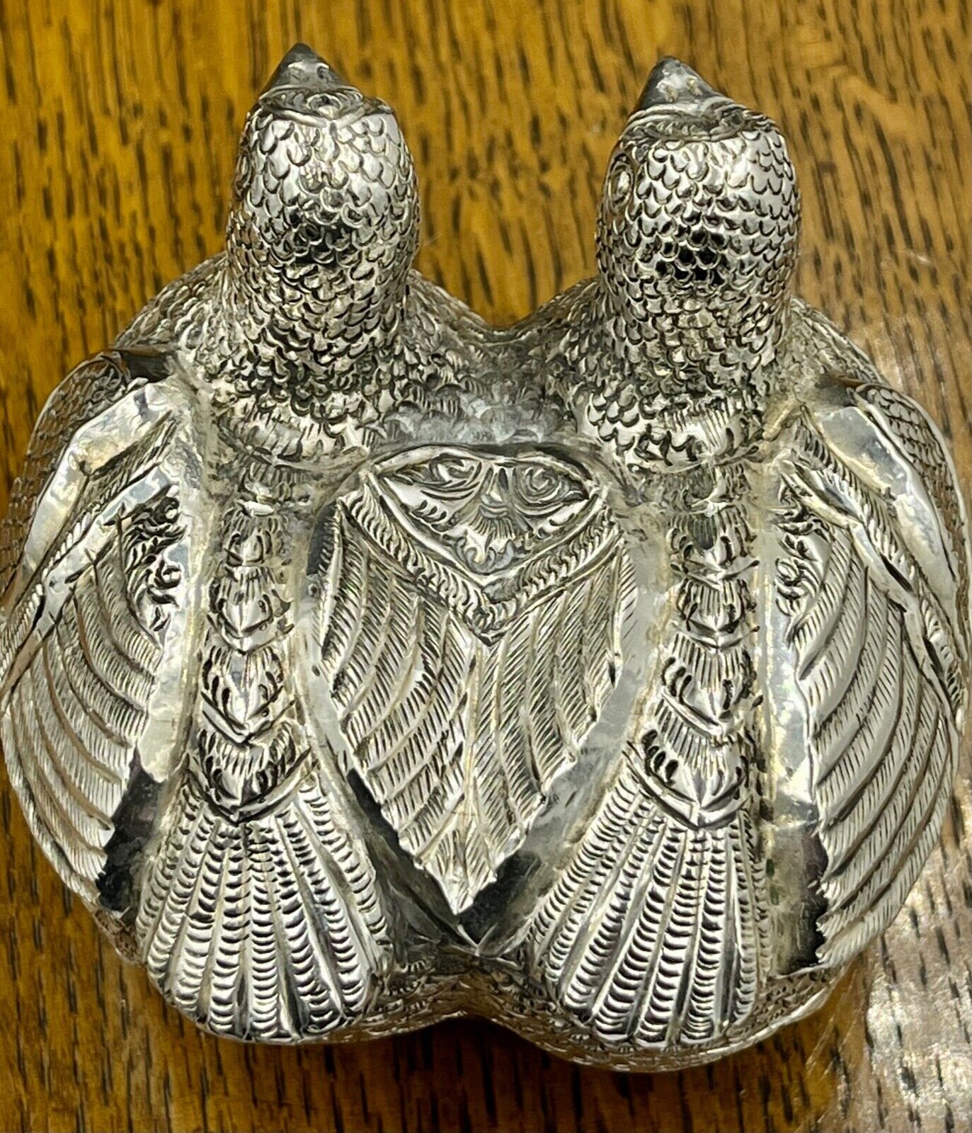 A Cambodian silver betel nut box 2 birds sitting T90